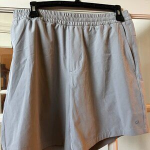 Men's 7" Gray Gap Athletic Shorts Size Small (NEVER WORN)